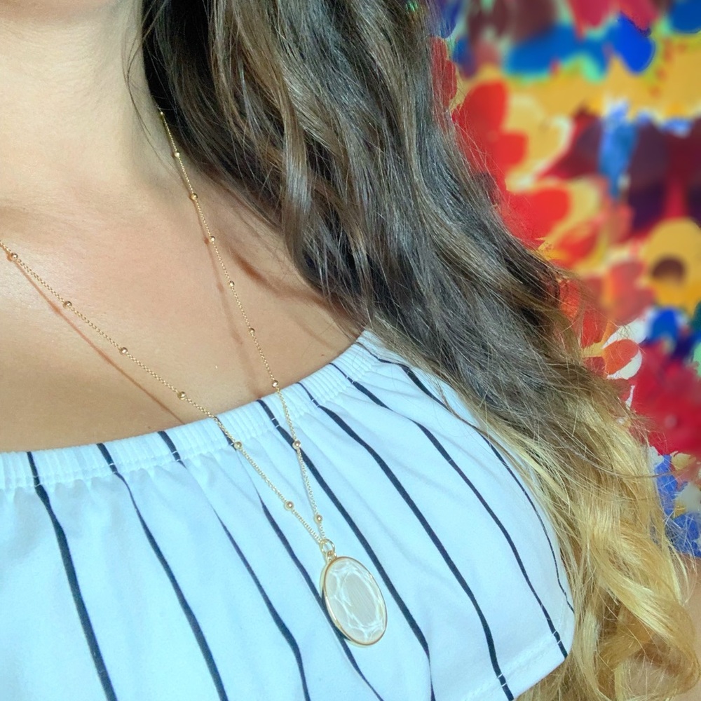 Gold Necklace - Pearl NWOT